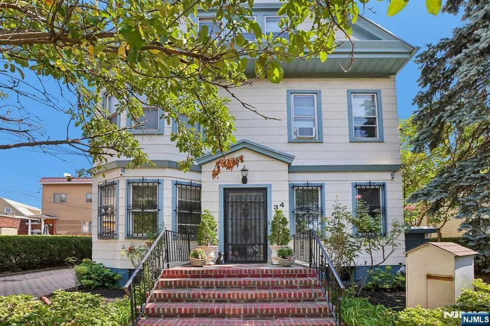 Unit for sale at 30-34 Somme, Newark, NJ 07105