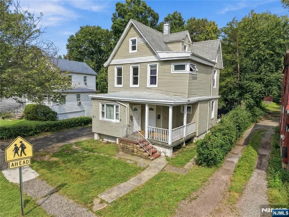 Unit for sale at 406 Saddle River, Saddle Brook, NJ 07663
