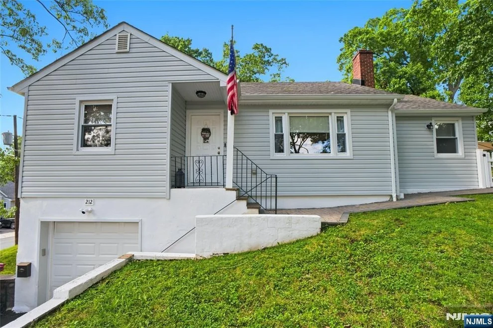 Unit for sale at 212 Hancox, Nutley, NJ 07110