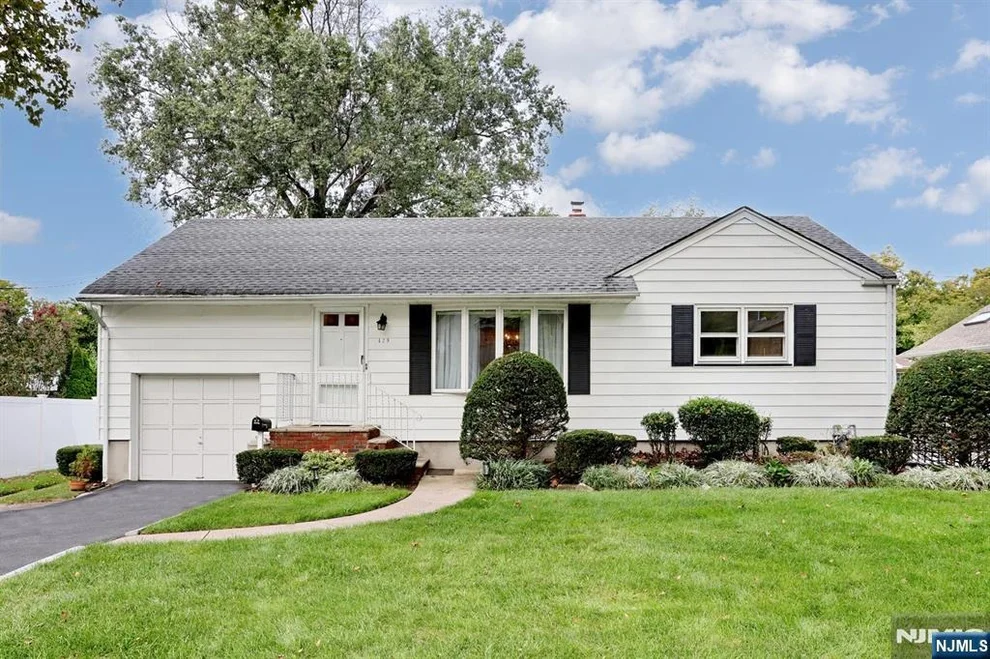 Unit for sale at 429 Polly Ann, Paramus, NJ 07652