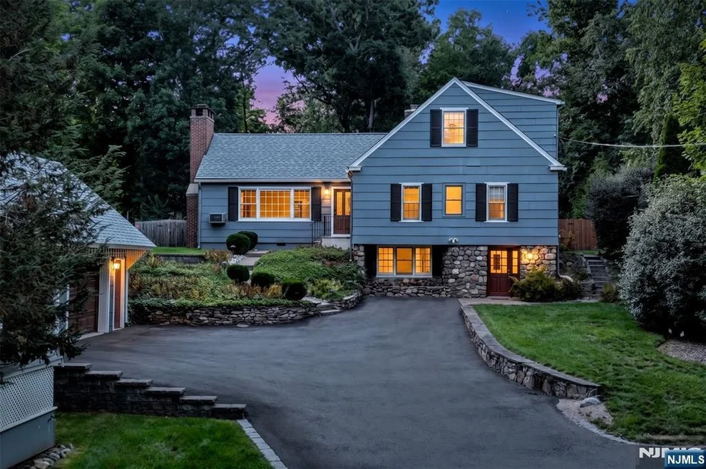 Unit for sale at 497 W Saddle River, Upper Saddle River, NJ 07458