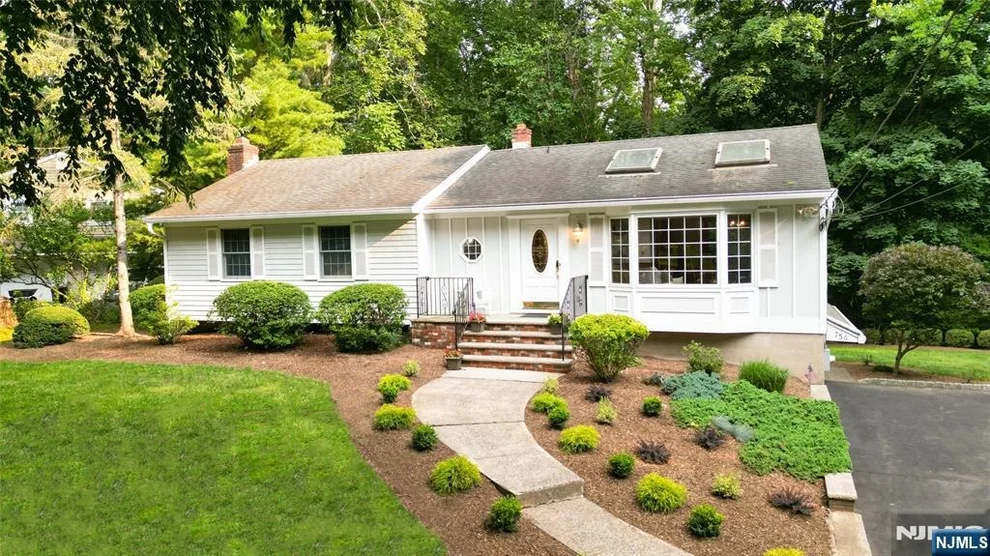 Unit for sale at 756 Sunset, Franklin Lakes, NJ 07417