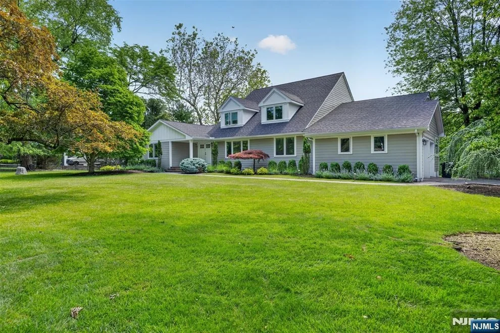 Unit for sale at 22 Glen Carl, Upper Saddle River, NJ 07458