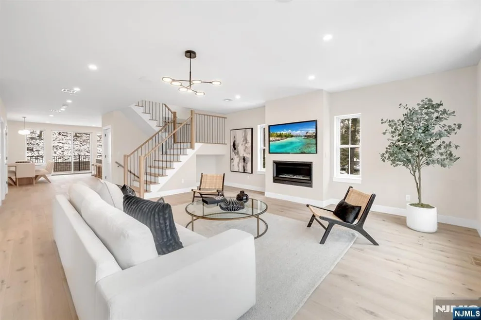 Unit for sale at 188 Broadway, Woodcliff Lake, NJ 07677