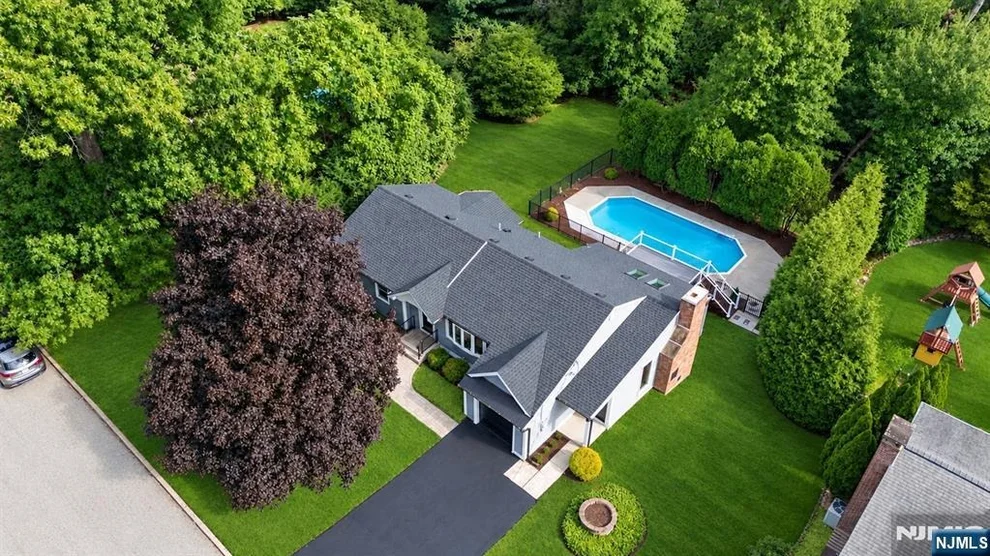 Unit for sale at 19 Ladik, Montvale, NJ 07645