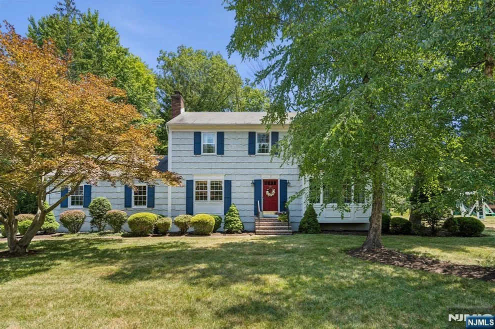 Unit for sale at 7 Timber, North Caldwell, NJ 07006