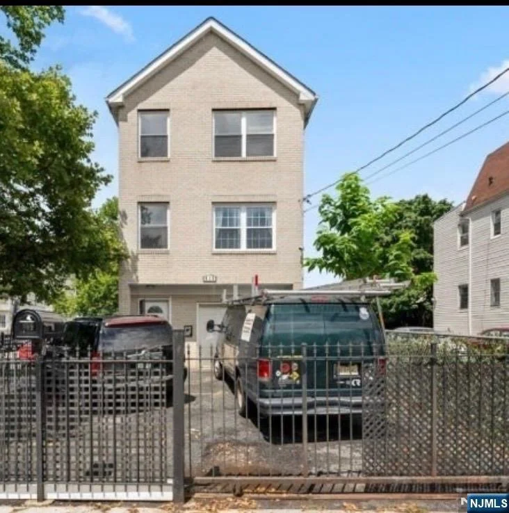 Unit for sale at 613 20th, Irvington, NJ 07111