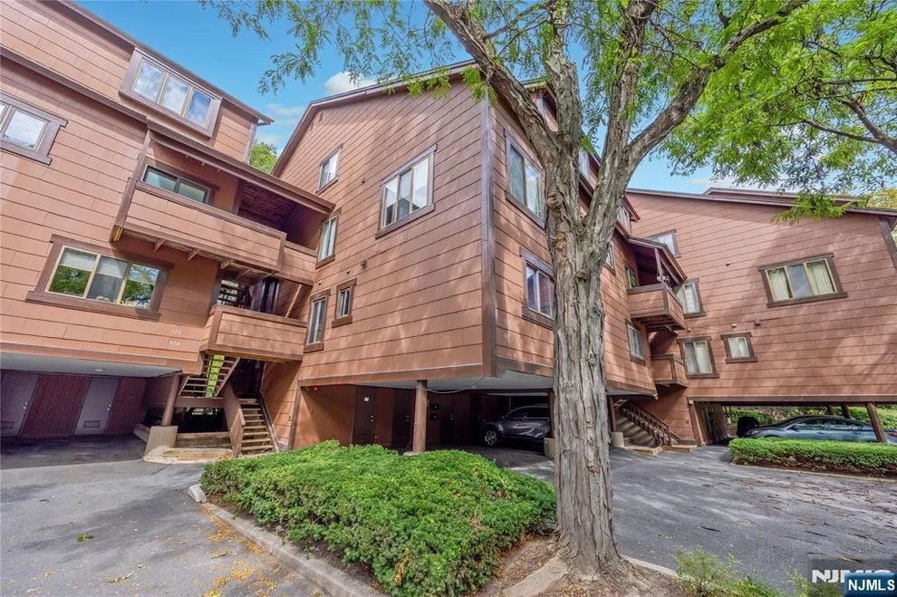 Unit for sale at 327 Sea Isle, Secaucus, NJ 07094