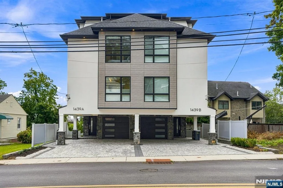 Unit for sale at 1439 River, Edgewater, NJ 07020