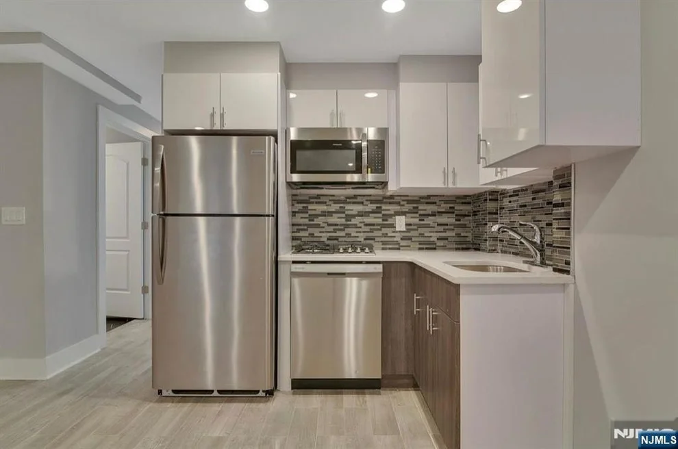 Unit for sale at 55 Wayne, Jersey City, NJ 07302