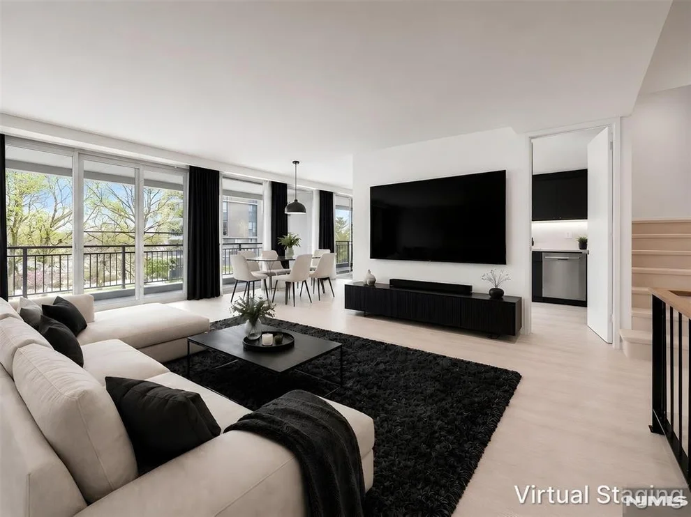 Unit for sale at 2 Horizon, Fort Lee, NJ 07024