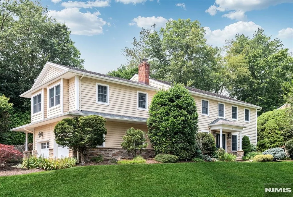 Unit for sale at 16 Dimas, Harrington Park, NJ 07640