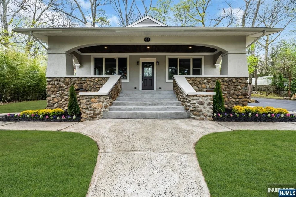 Unit for sale at 69 Broadway, Park Ridge, NJ 07656