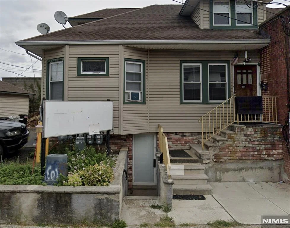 Unit for sale at 103 Broadway, Elmwood Park, NJ 07407