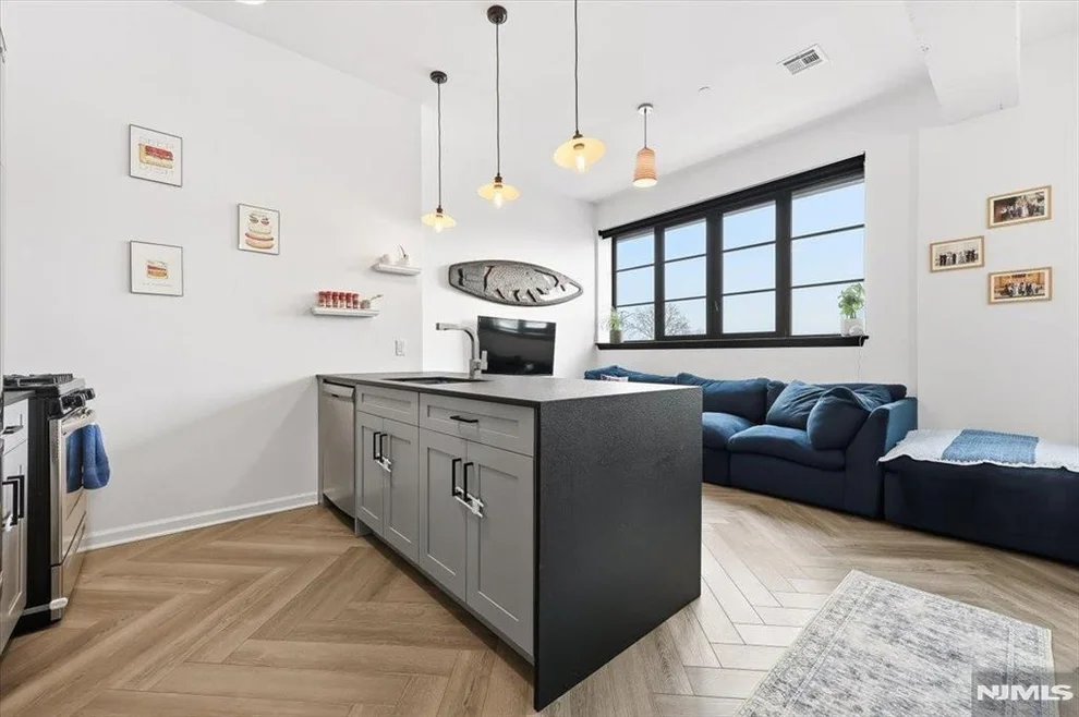 Unit for sale at 142 Charles, Jersey City, NJ 07307