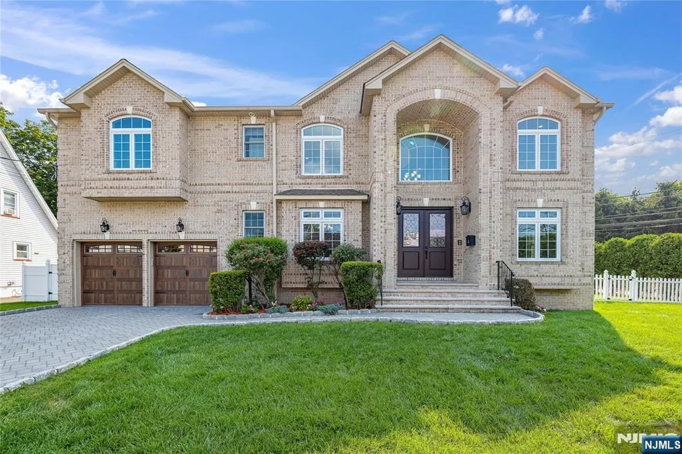Unit for sale at 4 Holland, Demarest, NJ 07627