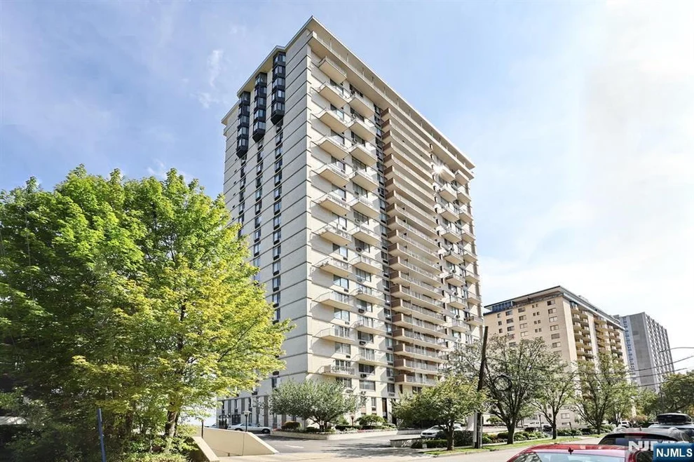 Unit for sale at 160 Overlook, Hackensack, NJ 07601