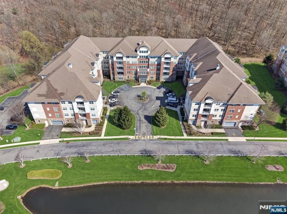 Unit for sale at 5205 Warrens, Wanaque, NJ 07465