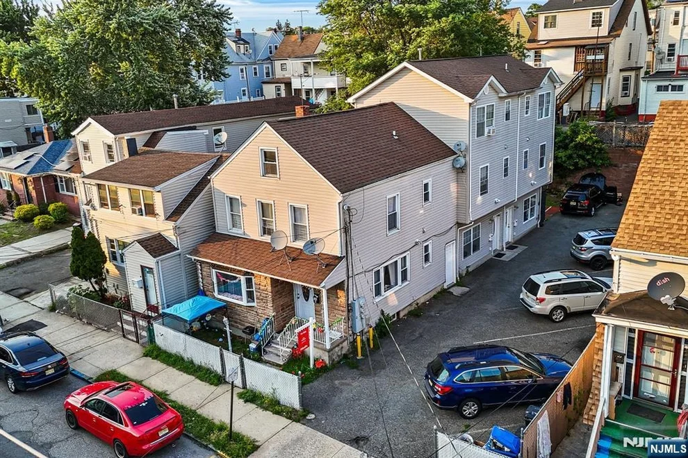 Unit for sale at 152-154 Jasper, Paterson, NJ 07522