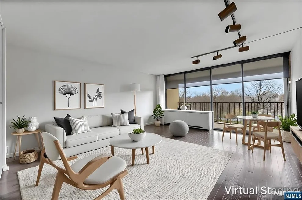 Unit for sale at 6 Horizon, Fort Lee, NJ 07024