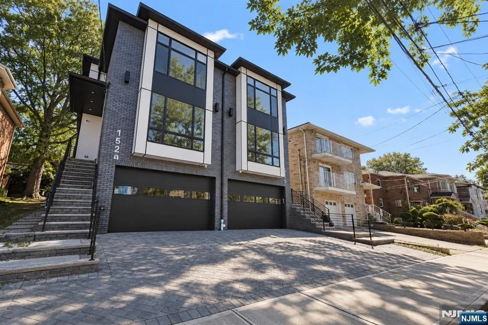 Unit for sale at 152 Morningside, Palisades Park, NJ 07650