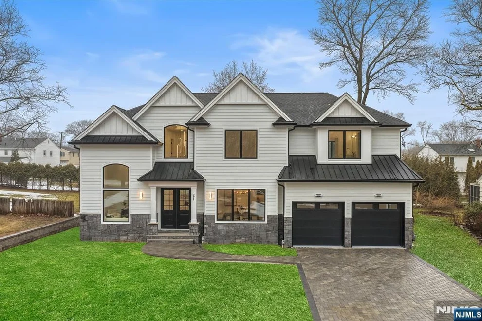 Unit for sale at 21 Manor, Glen Rock, NJ 07452