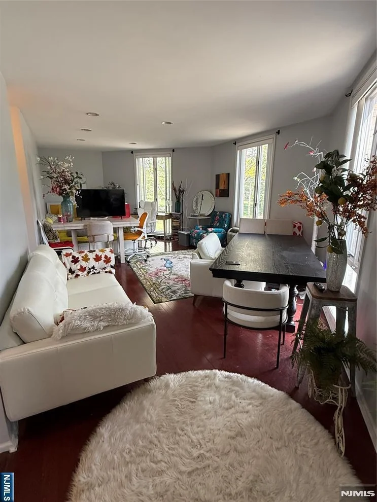 Unit for sale at 50 Pine, Montclair, NJ 07042