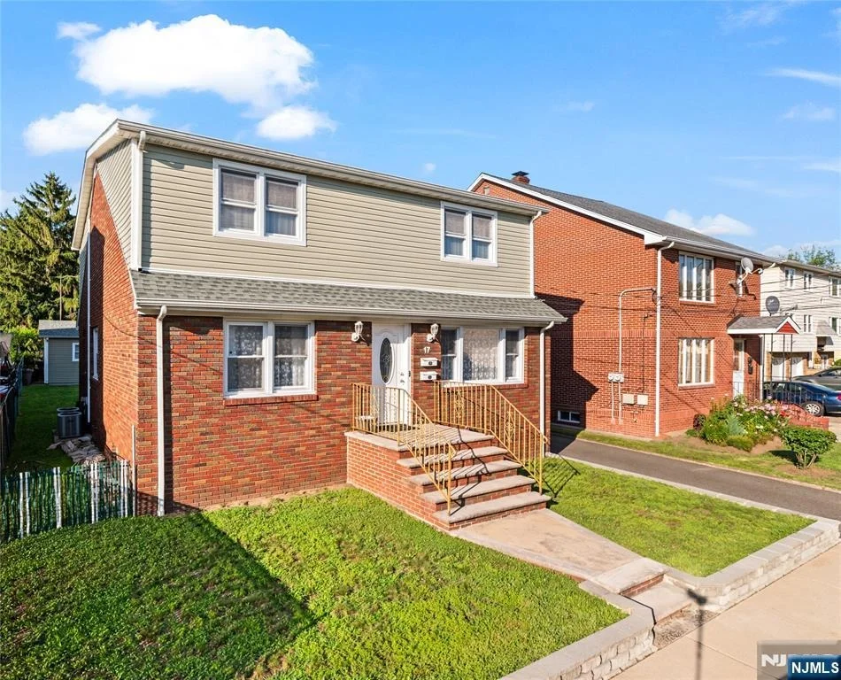 Unit for sale at 17 Kossuth, Wallington, NJ 07057