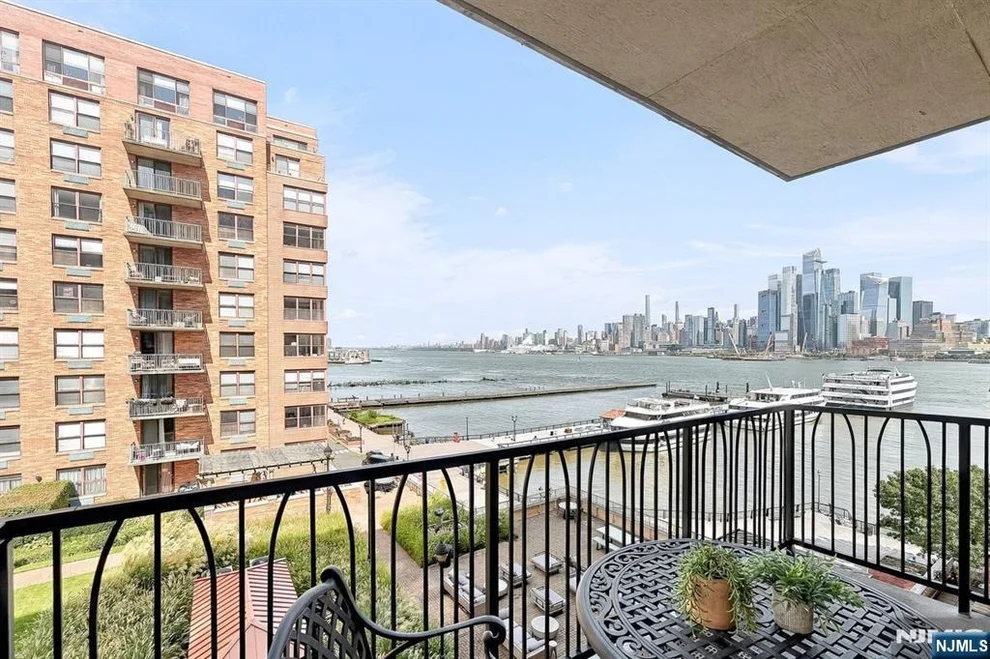 Unit for sale at 2 Constitution, Hoboken, NJ 07030