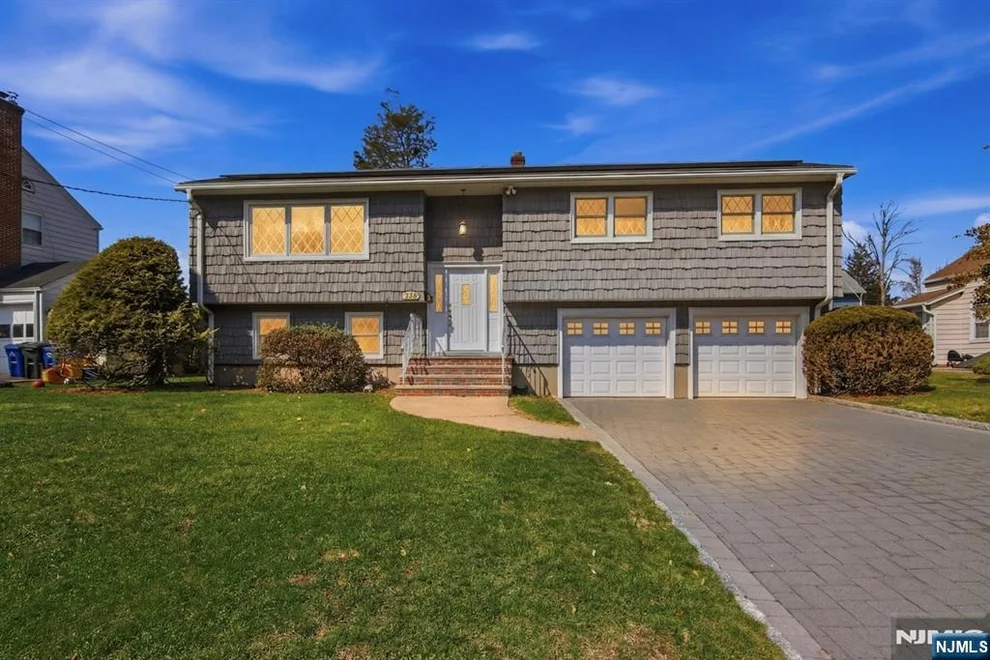 Unit for sale at 240 Ridge, Cedar Grove, NJ 07009