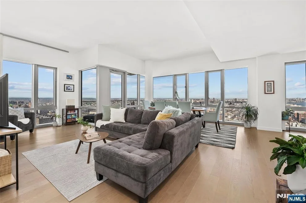Unit for sale at 75 Park, Jersey City, NJ 07310