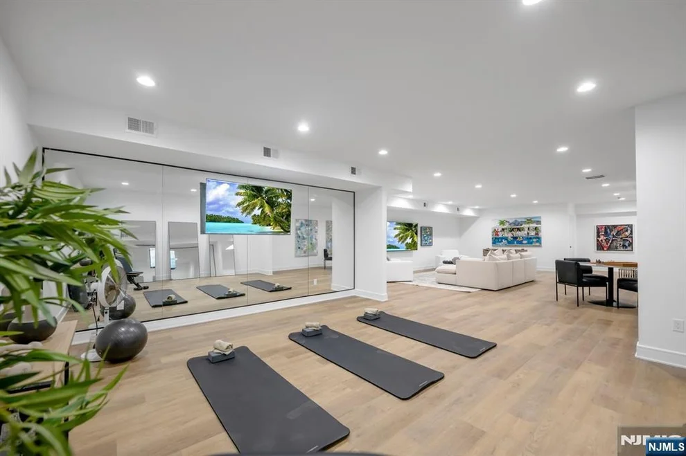 Unit for sale at 4 Feldman, Paramus, NJ 07652