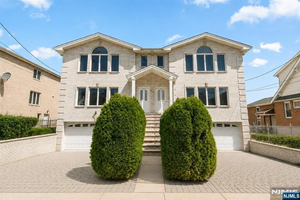 Unit for sale at 253 Warren, Fort Lee, NJ 07024