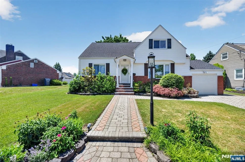 Unit for sale at 413 Maple Hill, Hackensack, NJ 07601