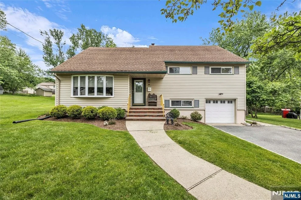 Unit for sale at 23 Ridge, Cedar Grove, NJ 07009