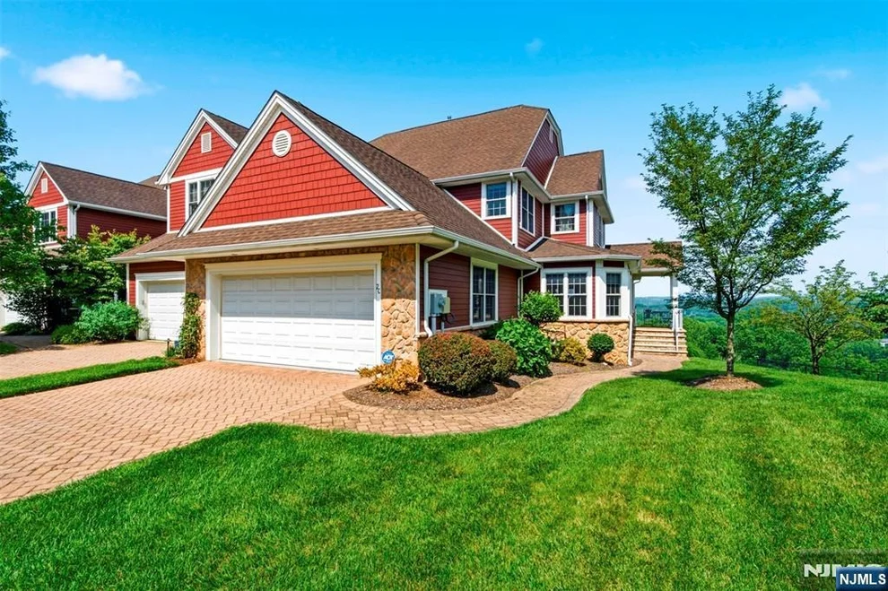Unit for sale at 20 Kelburn, Hardyston, NJ 07419