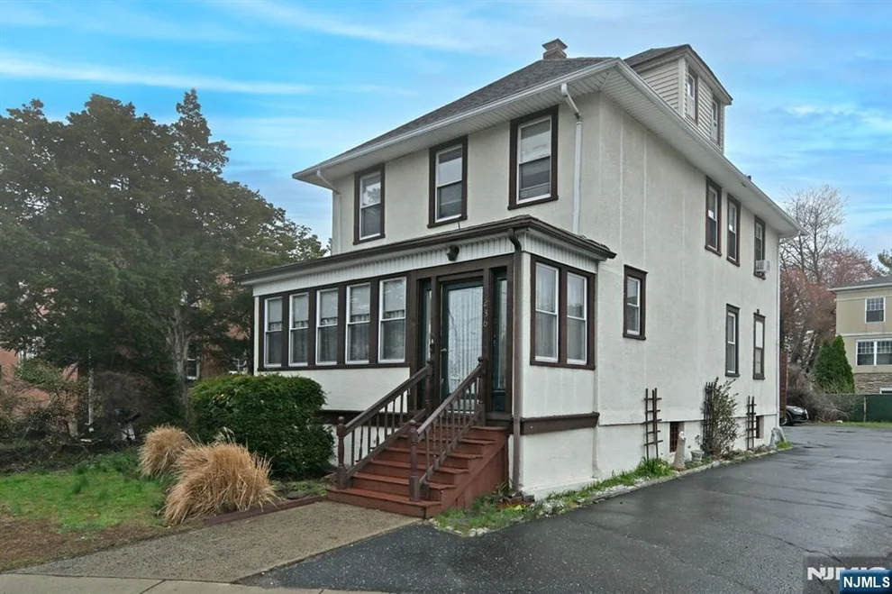 Unit for sale at 236 Rochelle, Rochelle Park, NJ 07662