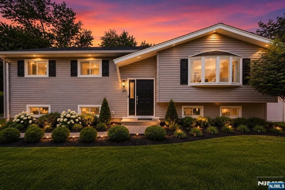 Unit for sale at 34 N Middletown, Montvale, NJ 07645