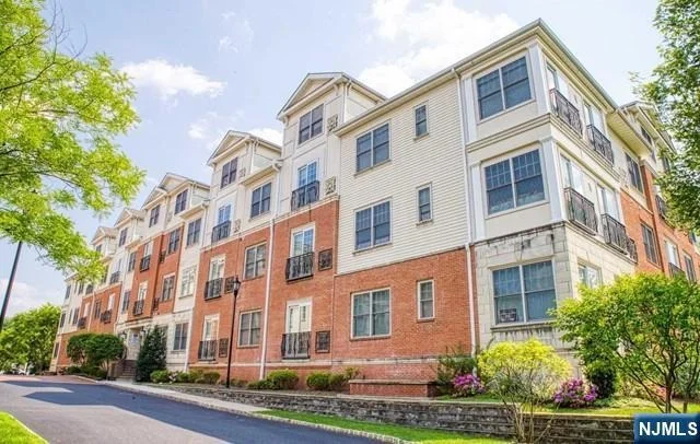 Unit for sale at 1109 The Plaza, Tenafly, NJ 07670
