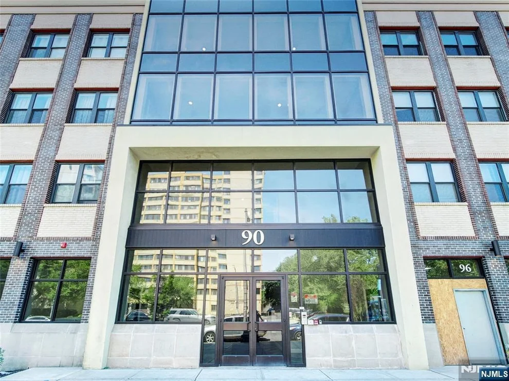 Unit for sale at 90 Clinton, Newark, NJ 07114