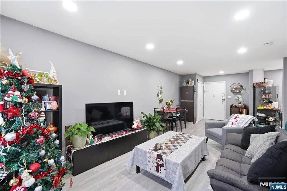 Unit for sale at 120 32nd, Union City, NJ 07087