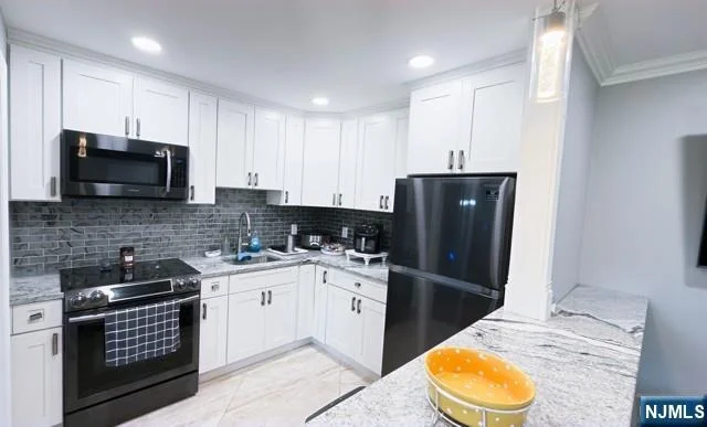 Unit for sale at 15 Cottage, Midland Park, NJ 07432