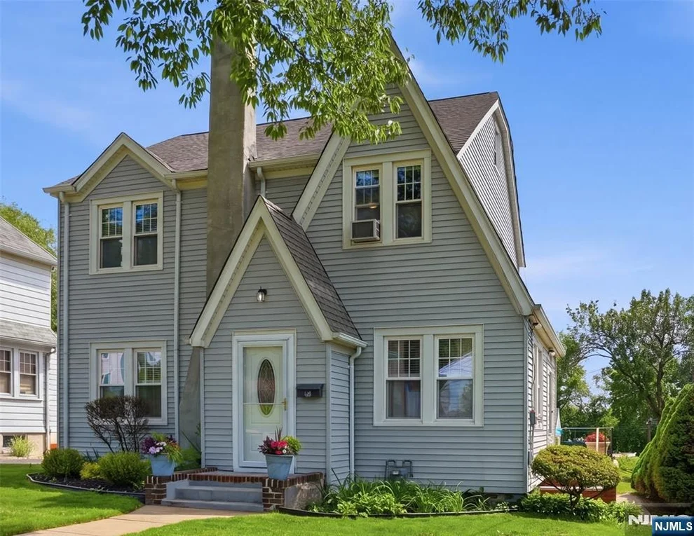 Unit for sale at 88 Lindbergh, Teaneck, NJ 07666