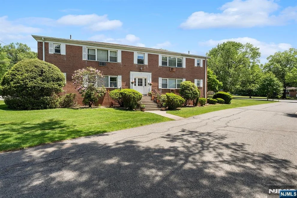 Unit for sale at 3 Rustic, Montvale, NJ 07645