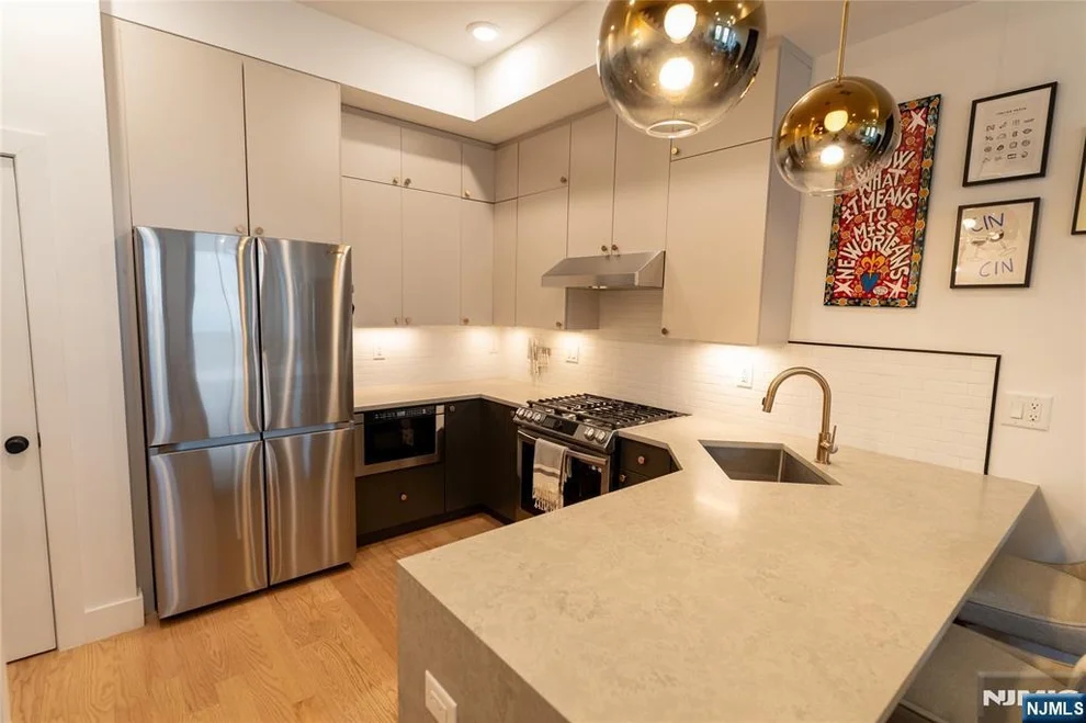 Unit for sale at 20 Westervelt, Jersey City, NJ 07304