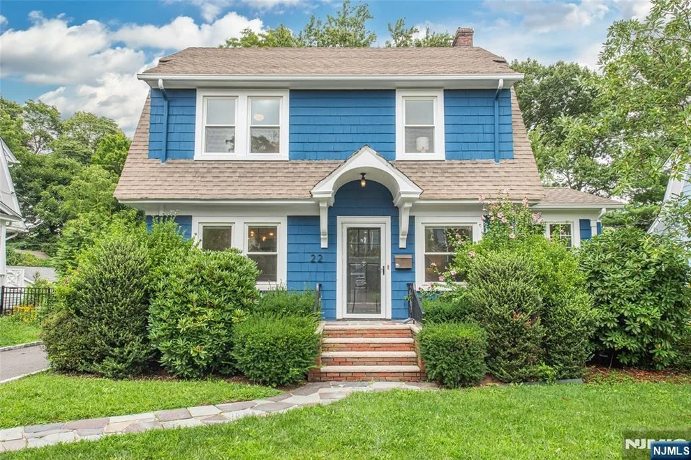 Unit for sale at 22 Euclid, Montclair, NJ 07042