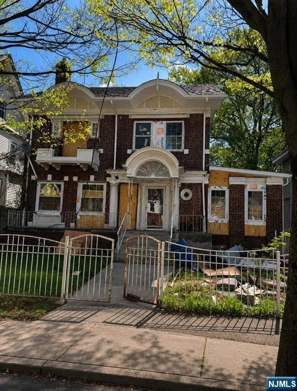 Unit for sale at 860-862 13th, Newark, NJ 07108
