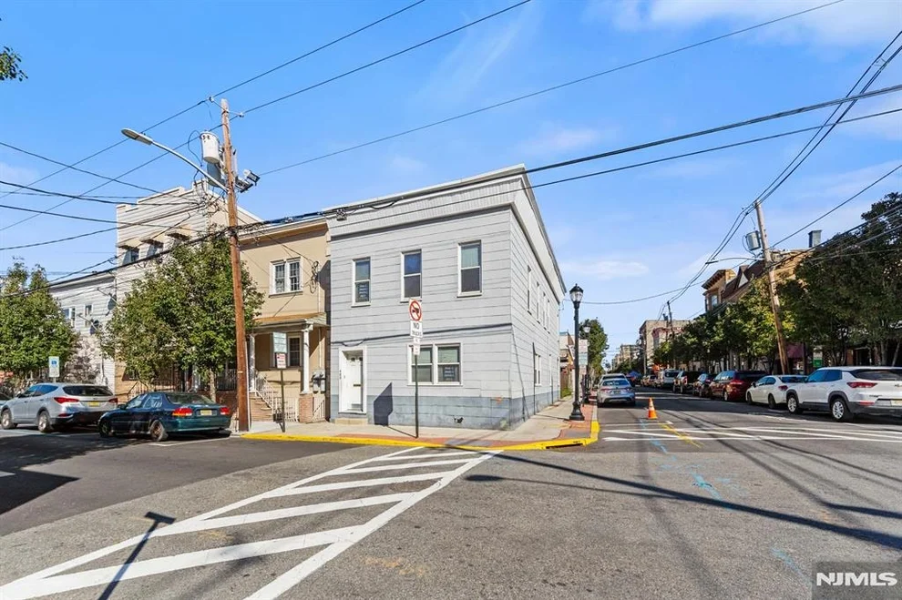 Unit for sale at 400 41st, Union City, NJ 07087