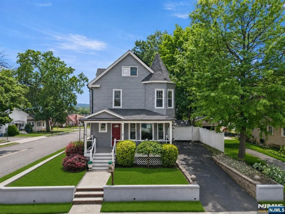Unit for sale at 158 Elberon, Hawthorne, NJ 07506