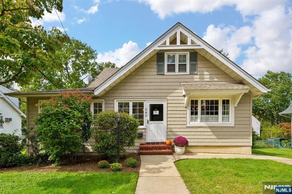 Unit for sale at 380 Orchard, Bogota, NJ 07603